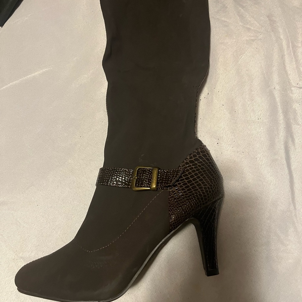 Elegant Brown High Heel Boots